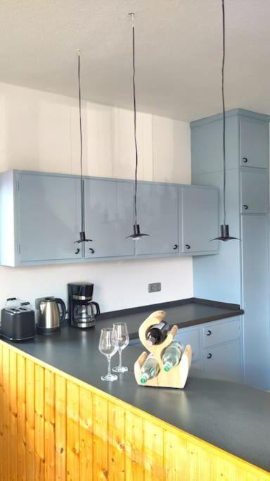 Apartment Bright, Modern And Spacious - 